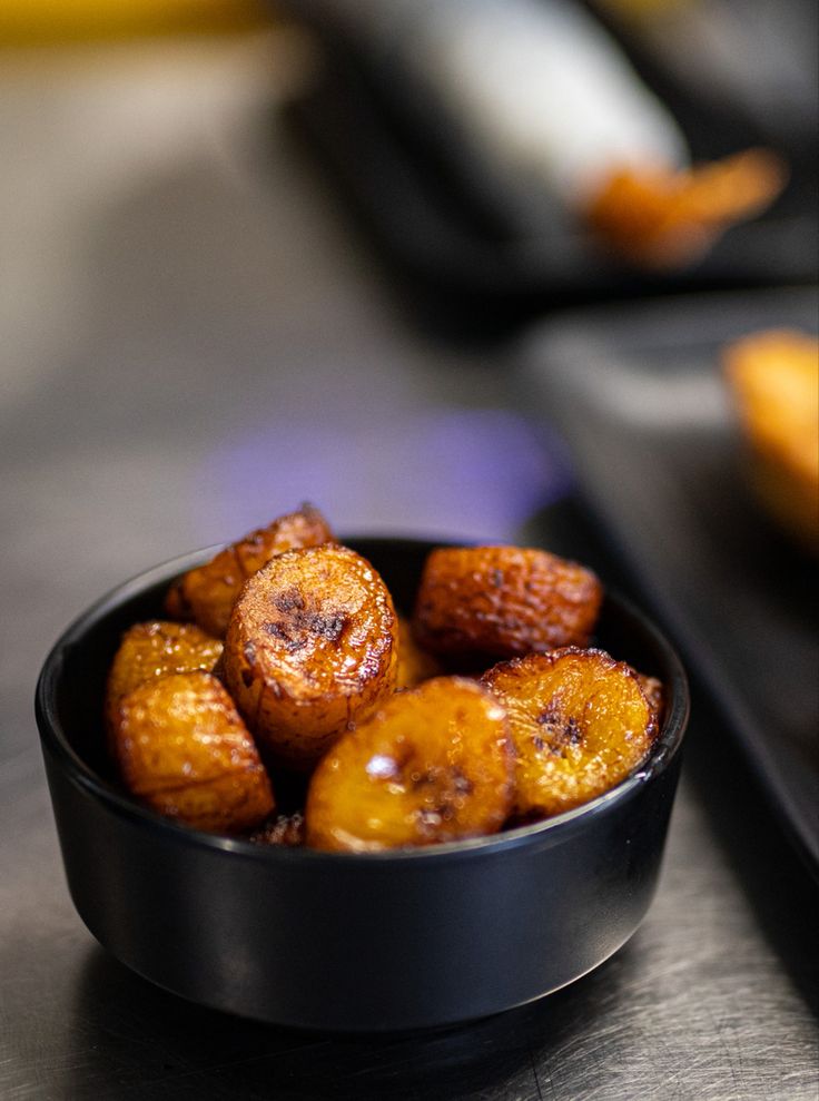 ALOCO - MAKEMBA (banane plantain frite)